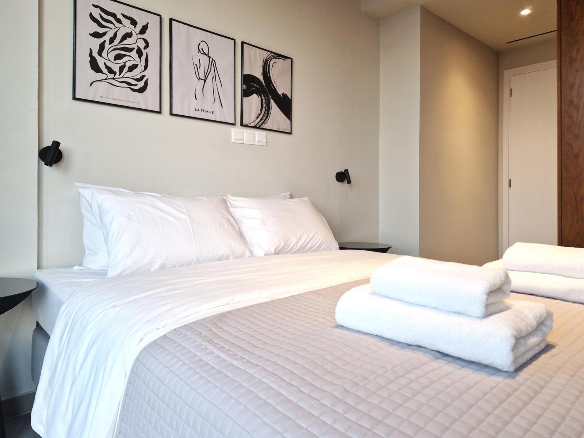 Aeon Residences - In The Heart Of Paphos Exterior foto