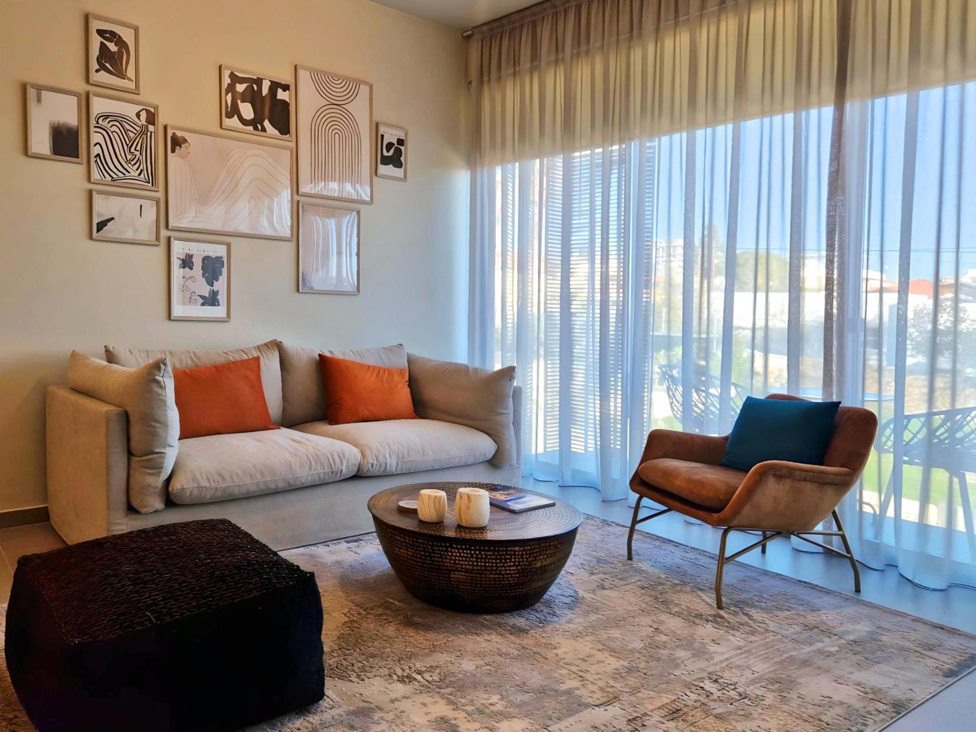 Aeon Residences - In The Heart Of Paphos Exterior foto